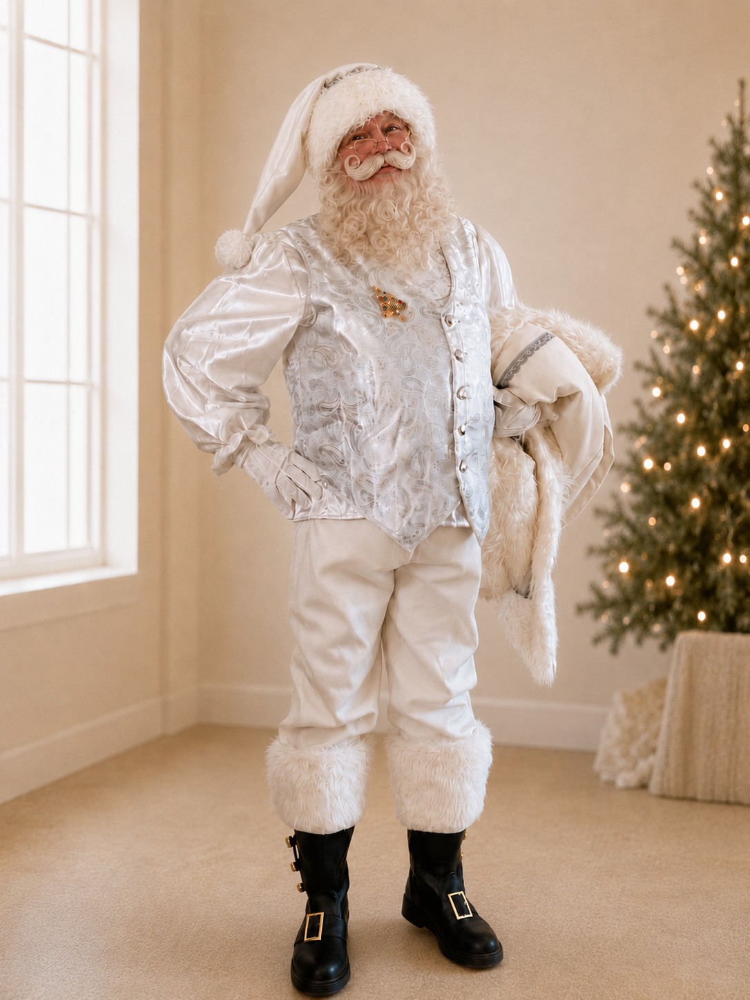 Père Noël Blanc dans un décor de Noël